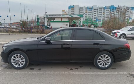 Mercedes-Benz E-Класс, 2019 год, 2 550 000 рублей, 3 фотография