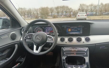 Mercedes-Benz E-Класс, 2019 год, 2 550 000 рублей, 11 фотография