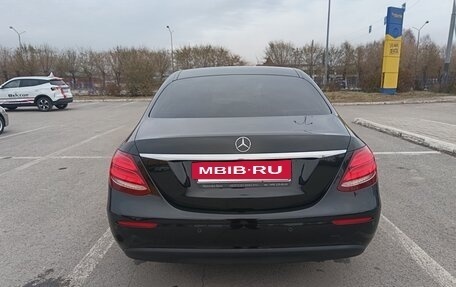 Mercedes-Benz E-Класс, 2019 год, 2 550 000 рублей, 5 фотография