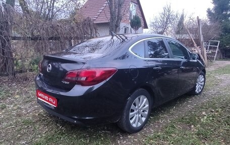 Opel Astra J, 2012 год, 750 000 рублей, 1 фотография