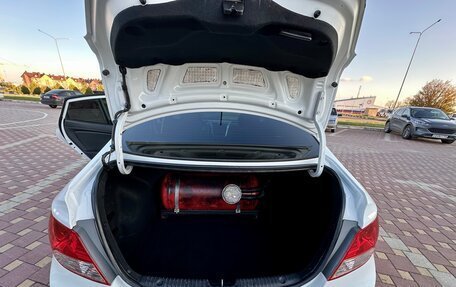 Hyundai Solaris II рестайлинг, 2013 год, 750 000 рублей, 2 фотография