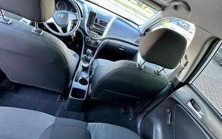 Hyundai Solaris II рестайлинг, 2013 год, 750 000 рублей, 6 фотография