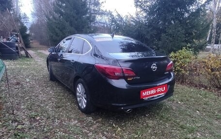 Opel Astra J, 2012 год, 750 000 рублей, 3 фотография