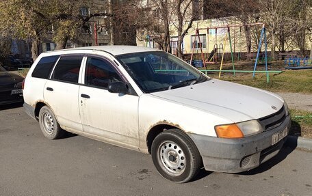 Nissan AD II, 2001 год, 199 000 рублей, 2 фотография