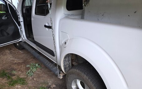 Nissan Navara (Frontier), 2014 год, 2 190 000 рублей, 5 фотография