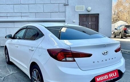 Hyundai Elantra VI рестайлинг, 2019 год, 1 780 000 рублей, 5 фотография