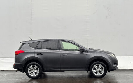 Toyota RAV4, 2013 год, 1 770 000 рублей, 4 фотография