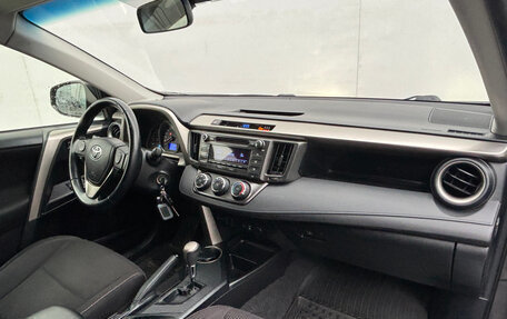 Toyota RAV4, 2013 год, 1 770 000 рублей, 18 фотография