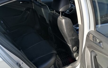 Volkswagen Passat B6, 2006 год, 850 000 рублей, 16 фотография