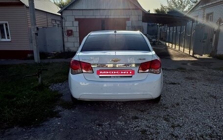 Chevrolet Cruze II, 2012 год, 700 000 рублей, 5 фотография