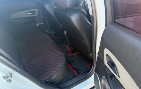 Chevrolet Cruze II, 2012 год, 700 000 рублей, 10 фотография