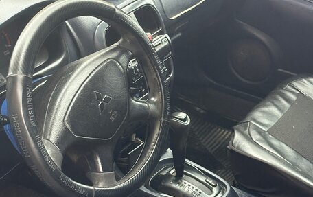 Mitsubishi Carisma I, 2001 год, 135 000 рублей, 5 фотография