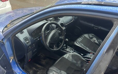 Mitsubishi Carisma I, 2001 год, 135 000 рублей, 4 фотография