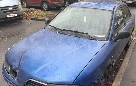 Mitsubishi Carisma I, 2001 год, 135 000 рублей, 3 фотография