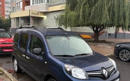 Renault Kangoo II рестайлинг, 2019 год, 1 750 000 рублей, 1 фотография