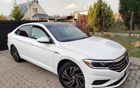 Volkswagen Jetta VII, 2018 год, 1 900 000 рублей, 3 фотография