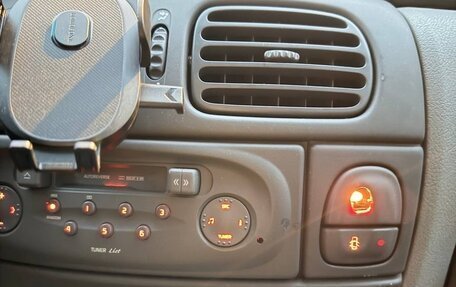 Renault Scenic III, 2000 год, 249 000 рублей, 24 фотография