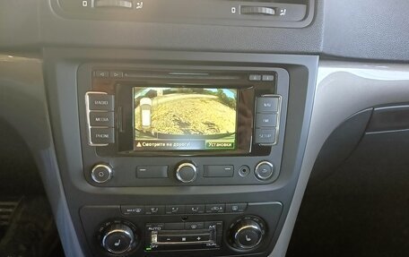 Skoda Yeti I рестайлинг, 2014 год, 1 300 000 рублей, 9 фотография