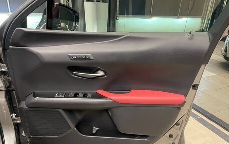 Lexus UX I, 2019 год, 3 100 000 рублей, 10 фотография