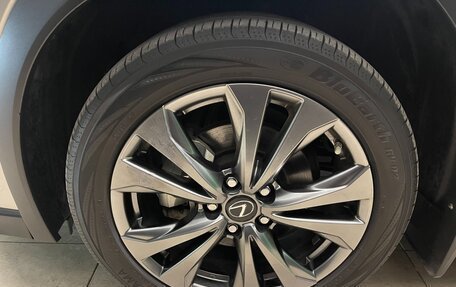 Lexus UX I, 2019 год, 3 100 000 рублей, 9 фотография