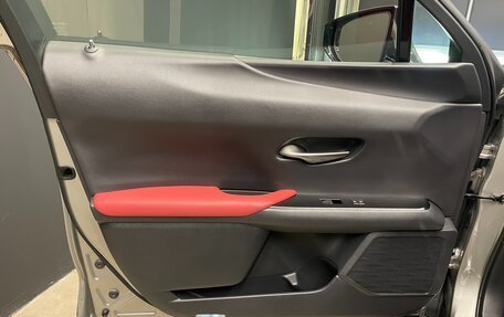 Lexus UX I, 2019 год, 3 100 000 рублей, 18 фотография