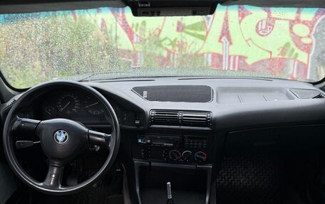 BMW 5 серия, 1989 год, 450 000 рублей, 8 фотография