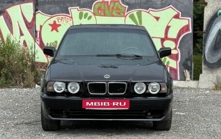 BMW 5 серия, 1989 год, 450 000 рублей, 5 фотография