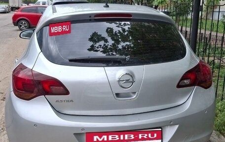 Opel Astra J, 2012 год, 1 100 000 рублей, 3 фотография