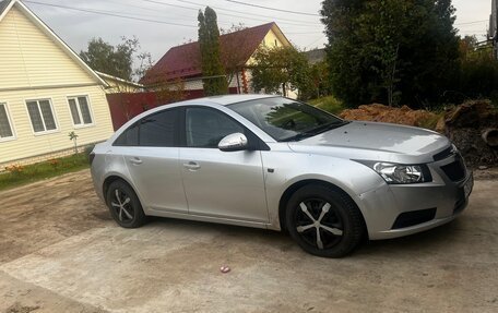 Chevrolet Cruze II, 2010 год, 650 000 рублей, 1 фотография