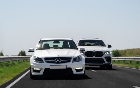 Mercedes-Benz C-Класс AMG, 2013 год, 4 600 000 рублей, 3 фотография