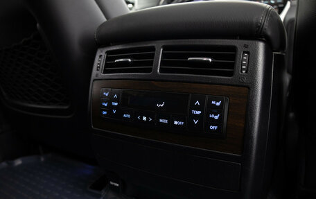 Toyota Land Cruiser 200, 2015 год, 5 299 000 рублей, 14 фотография