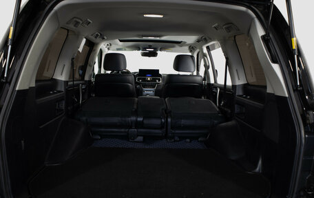 Toyota Land Cruiser 200, 2015 год, 5 299 000 рублей, 17 фотография