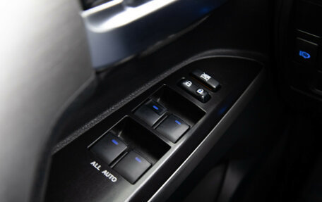 Toyota Land Cruiser 200, 2015 год, 5 299 000 рублей, 28 фотография