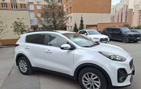 KIA Sportage IV рестайлинг, 2021 год, 2 439 000 рублей, 1 фотография