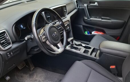 KIA Sportage IV рестайлинг, 2021 год, 2 439 000 рублей, 8 фотография