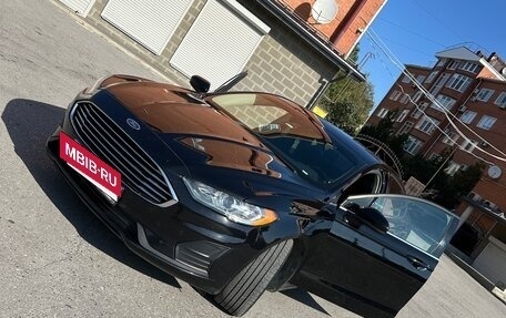 Ford Fusion (North America) II, 2020 год, 1 860 000 рублей, 2 фотография
