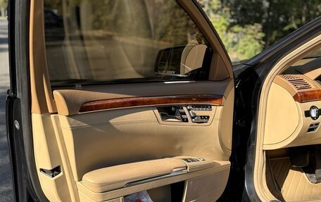 Mercedes-Benz S-Класс, 2010 год, 1 399 999 рублей, 5 фотография