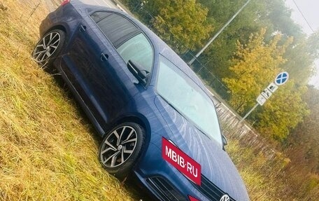 Volkswagen Jetta VI, 2014 год, 750 000 рублей, 3 фотография