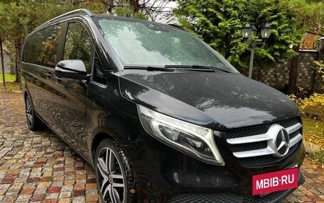 Mercedes-Benz V-Класс, 2019 год, 13 900 000 рублей, 2 фотография