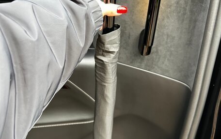 Mercedes-Benz V-Класс, 2019 год, 13 900 000 рублей, 11 фотография