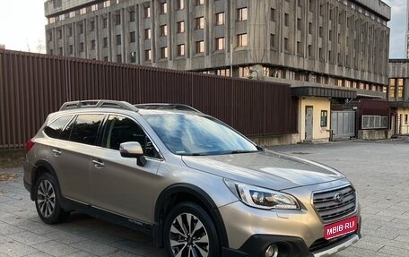 Subaru Outback IV рестайлинг, 2015 год, 2 200 000 рублей, 1 фотография