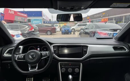 Volkswagen T-Roc R I, 2022 год, 2 390 000 рублей, 5 фотография