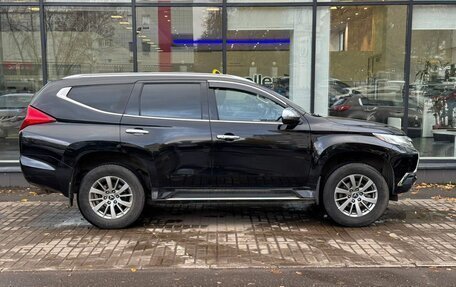 Mitsubishi Pajero Sport III рестайлинг, 2018 год, 3 050 000 рублей, 3 фотография