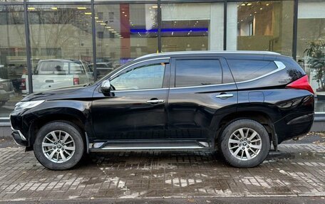 Mitsubishi Pajero Sport III рестайлинг, 2018 год, 3 050 000 рублей, 4 фотография