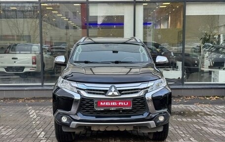 Mitsubishi Pajero Sport III рестайлинг, 2018 год, 3 050 000 рублей, 2 фотография