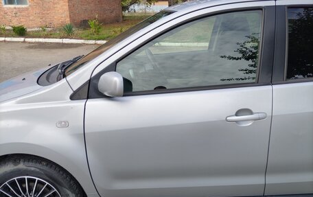 Toyota Ist II, 2002 год, 550 000 рублей, 3 фотография