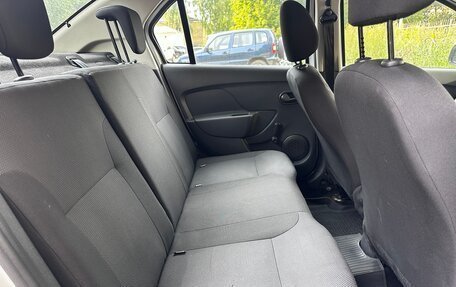 Renault Logan II, 2020 год, 469 000 рублей, 12 фотография