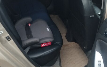 Hyundai Solaris II рестайлинг, 2011 год, 600 000 рублей, 5 фотография