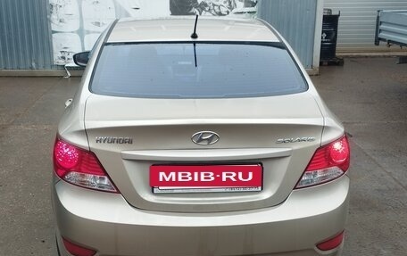 Hyundai Solaris II рестайлинг, 2011 год, 600 000 рублей, 9 фотография