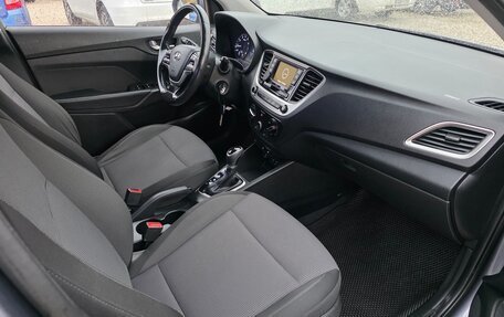 Hyundai Solaris II рестайлинг, 2017 год, 1 249 000 рублей, 18 фотография